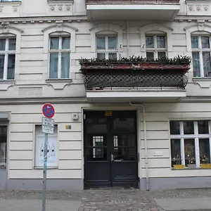 https://berlinappart-prenzlauer-berg-garden-view.find-berlin-hotels.com